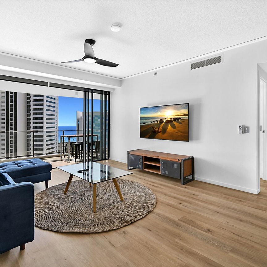 3-6 Months Only, Fully Furnished, sleeps up to 6 people, Bills Extra - Photo 1