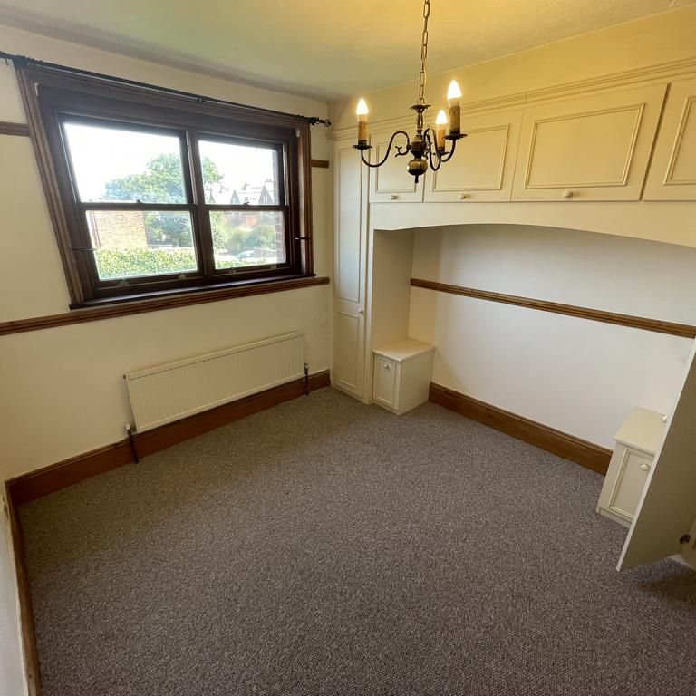 3 bedroom maisonette to rent - Photo 1