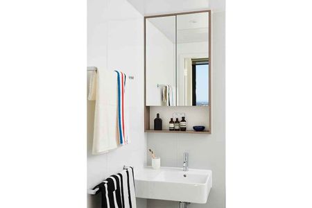 2 Bed Apartment - Photo 2