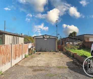 London Road, Gisleham, NR33 - Photo 3