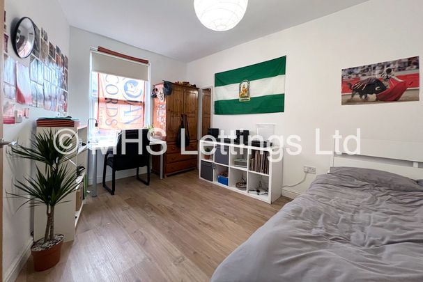 4 Bedroom Mid Terraced House for rent in Welton Mount - Photo 1