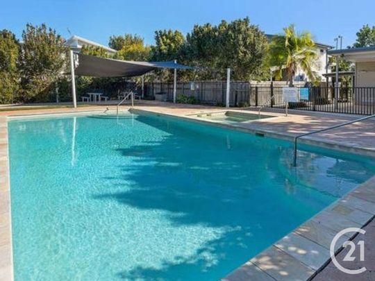 Low Maintenance Lifestyle - Photo 1