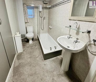 2 bedroom flat to rent - Photo 4