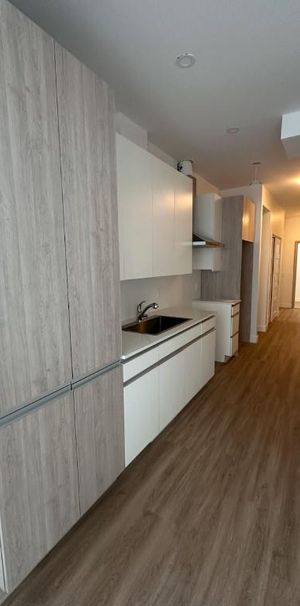 Studio-style condo à louer Livraison 1 Juillet 2026 - Photo 1