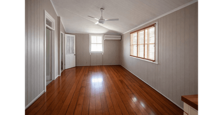 Comfortable 3-Bedroom Home with Double Carport in Convenient Location - Photo 3