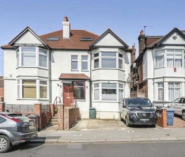 The Drive, NW11, London - Photo 4