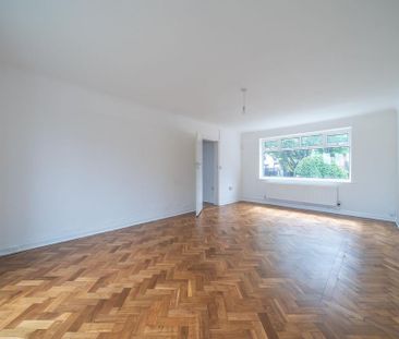 4 bedroom detached house to rent - Photo 2