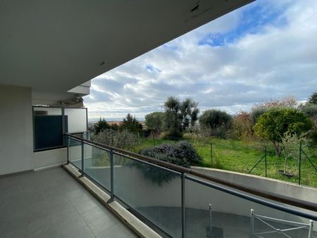 Location Appartement 3 pièces 62m² NICE 06200 - Photo 2