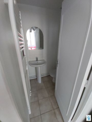 Location Appartement 1 pièce 15m² ROUEN 76000 - Photo 4