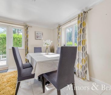 3 bedroom detached house to rent - Photo 3