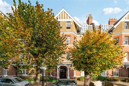 Cavendish Gardens, Trouville Road, SW4 - Photo 4