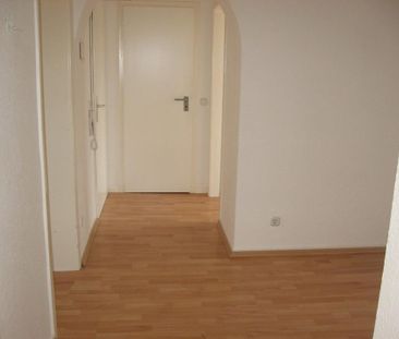 Helle Wohnung mit 73 qm und 1,5 Balkonen - Foto 1