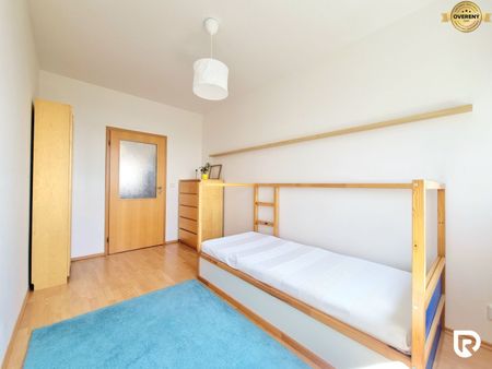 3 izbový byt na prenájom 70m2, Námestie sv. Františka 16, Bratislava - Karlova Ves - Photo 4