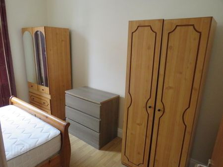 Flat 1, 23 Magdala Street, Belfast, BT7 1PU - Photo 3
