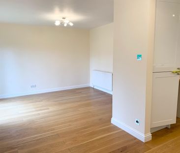 Stratford Road, Watford - Photo 2