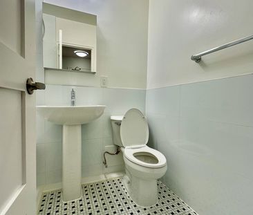 For Lease - 1291 Bayview Avenue Unit# 309, Toronto, Ontario - Photo 1