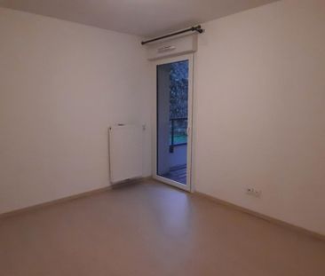 Location Appartement 3 pièces 67m² EVIAN LES BAINS 74500 - Photo 2