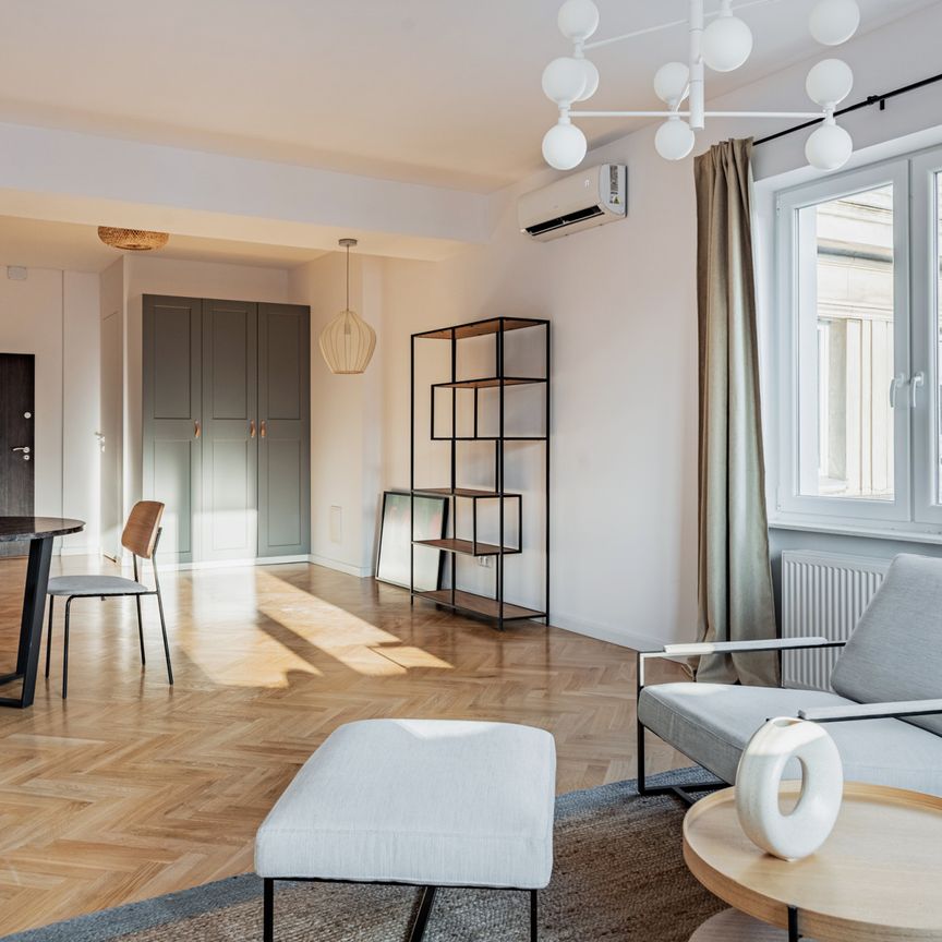 Warszawa, Śródmieście, Warszawa, Śródmieście - Photo 1