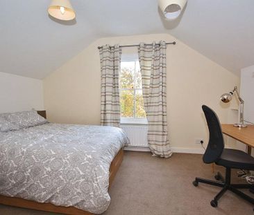 5 bedroom detached house to rent - Photo 3