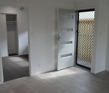 FULLY SECURE & PERFECT FOR A FAMILY. LESS THAN TWO YEARS OLD - Photo 4