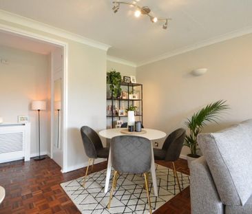 2 bedroom flat to rent - Photo 2