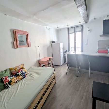 AIX EN PROVENCE CENTRE-VILLE APPARTEMENT T1 MEUBLE, - Photo 3