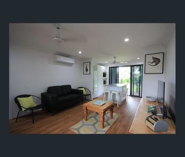 One of a Kind Gem in Kelso - Photo 3