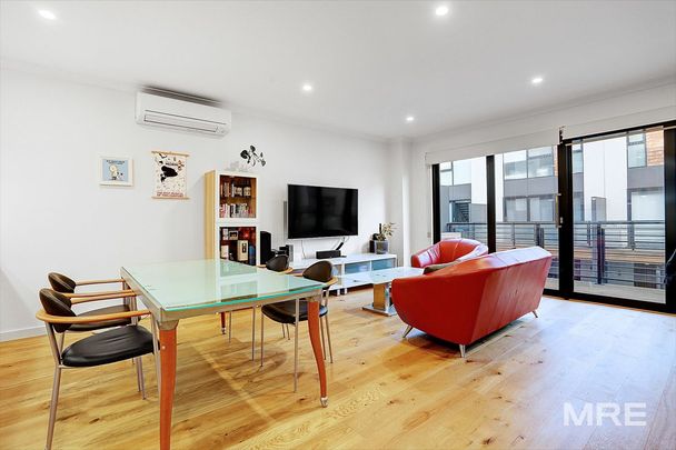 12 Candle Road, Port Melbourne - Photo 1