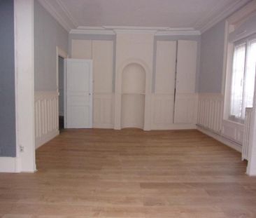 Location Appartement 3 pièces 116m² VERNON 27200 - Photo 2