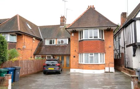 West Heath Drive Golders Hill NW11 - Photo 3