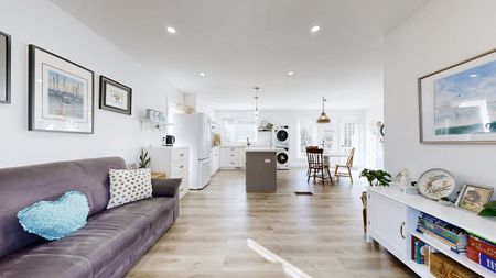 For Lease - 142 Patterson Road Unit# Main Floor, Barrie, Ontario - Photo 2