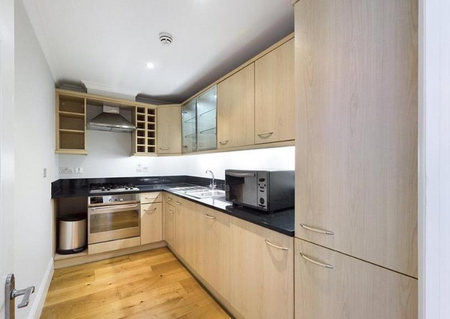 2 bedroom apartment to rent - Photo 4