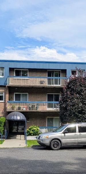 Studio 50 ans et plus chauffage électrité eau chaude inclus NON FUMEUR - Photo 1