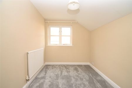 3 bed maisonette to rent in Main Street, East Ayton, YO13 - Photo 5