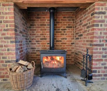 Braintree Road, CM7, Braintree - Photo 1