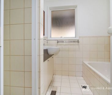 FRESH FAMILY HOME WITH A POOL! - Photo 5