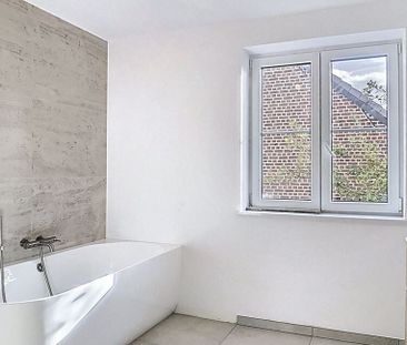 Villa te huur in Sint-Agatha-Rode voor € 2.100 met 4 slaapkamers - Photo 1