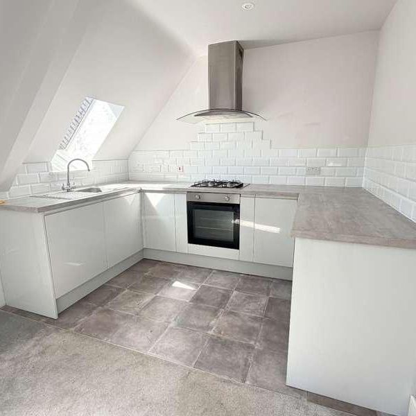 Manor Farm, Risborough Road, Great Kimble, Aylesbury, Buckinghamshire, HP17 - Photo 1