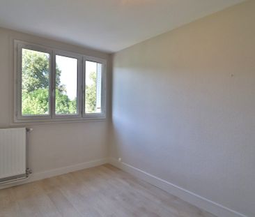 Location Appartement 3 pièces 63m² ST MARTIN D HERES 38400 - Photo 3