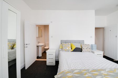 7 bedroom house of multiple occupation to rent - Photo 4