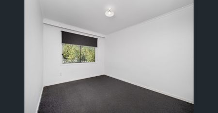 Location, Location! - Photo 2