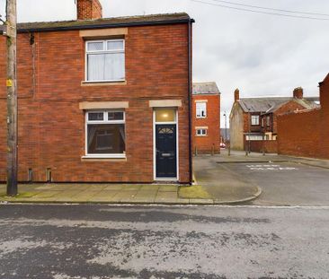 2 bedroom end of terrace house to rent - Photo 1