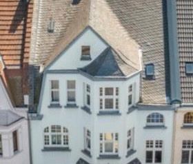 Helle 4-Zimmer-Wohnung mit 2 Balkonen & Stellplatz in Bestlage - Photo 6