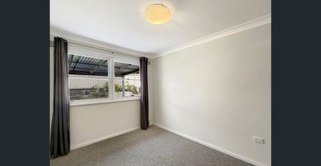 Charming Home in the Heart of East Maitland - Photo 2