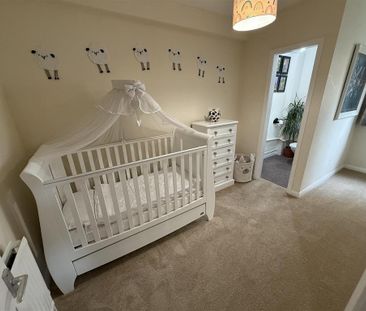 3 bedroom detached house to rent - Photo 4