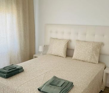 2-bedroom apartment for rent in Santa Pola, couples allowed - Photo 4