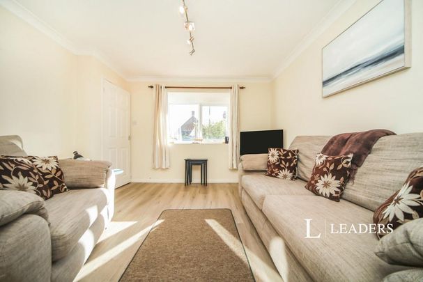 2 bedroom terraced house to rent - Photo 1