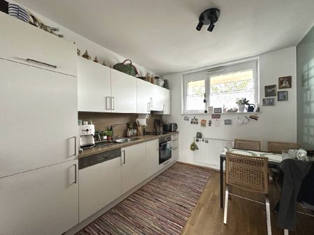 Moderne Mietwohnung mit Dachterrasse und Tiefgaragenparkplatz …! - Photo 5