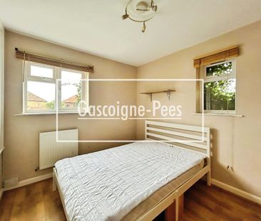 2 bedroom maisonette to rent - Photo 2