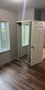 3 1/2 Rénové à St-Jérôme avec balcon - Électros et stationnement inclus - Photo 4